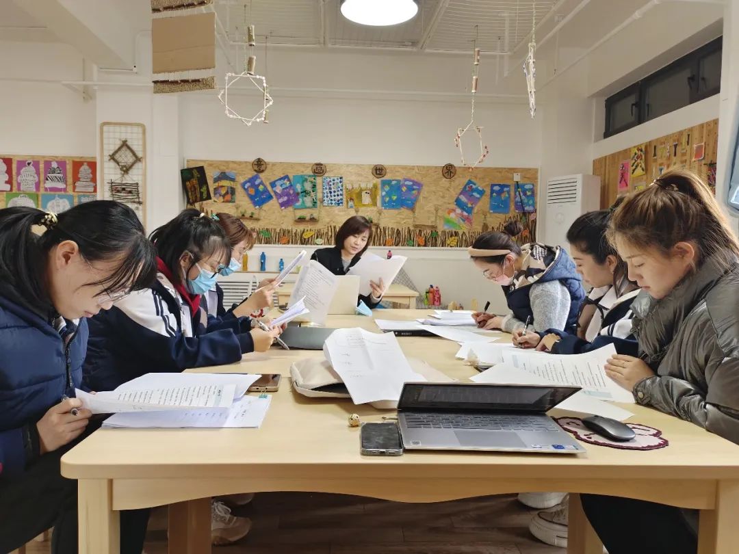 1670889675165931.jpg 1670889675165931.jpg