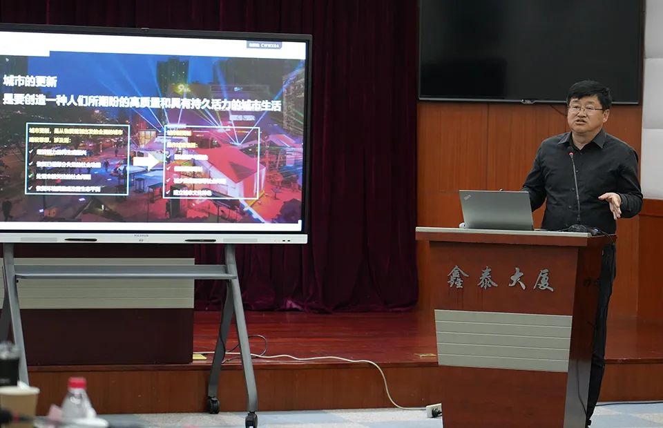 1682045723436103.jpg 1682045723436103.jpg