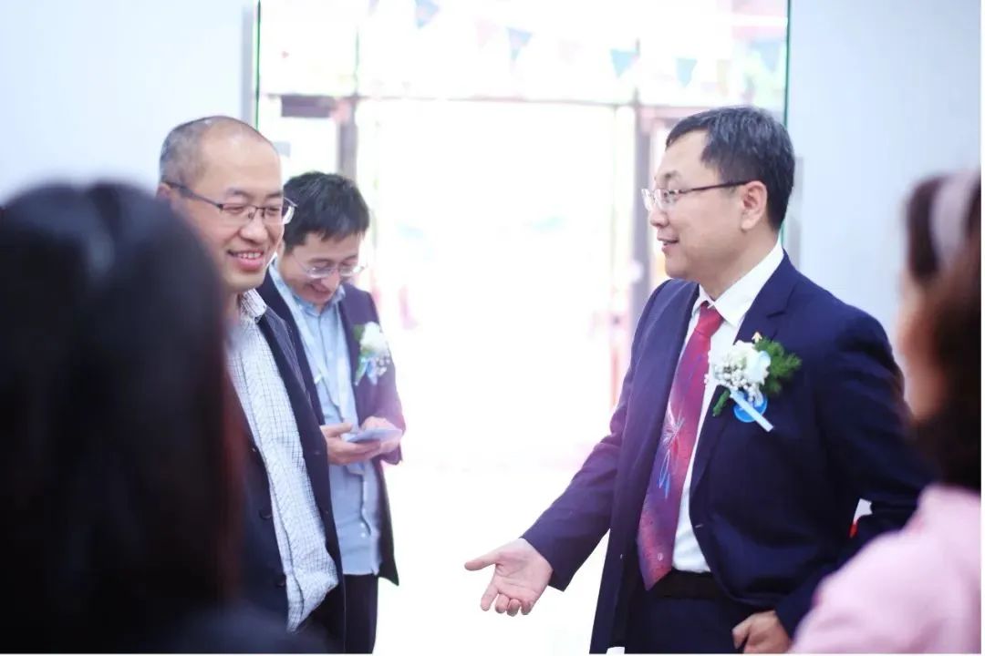 1682564232567270.jpg 1682564232567270.jpg