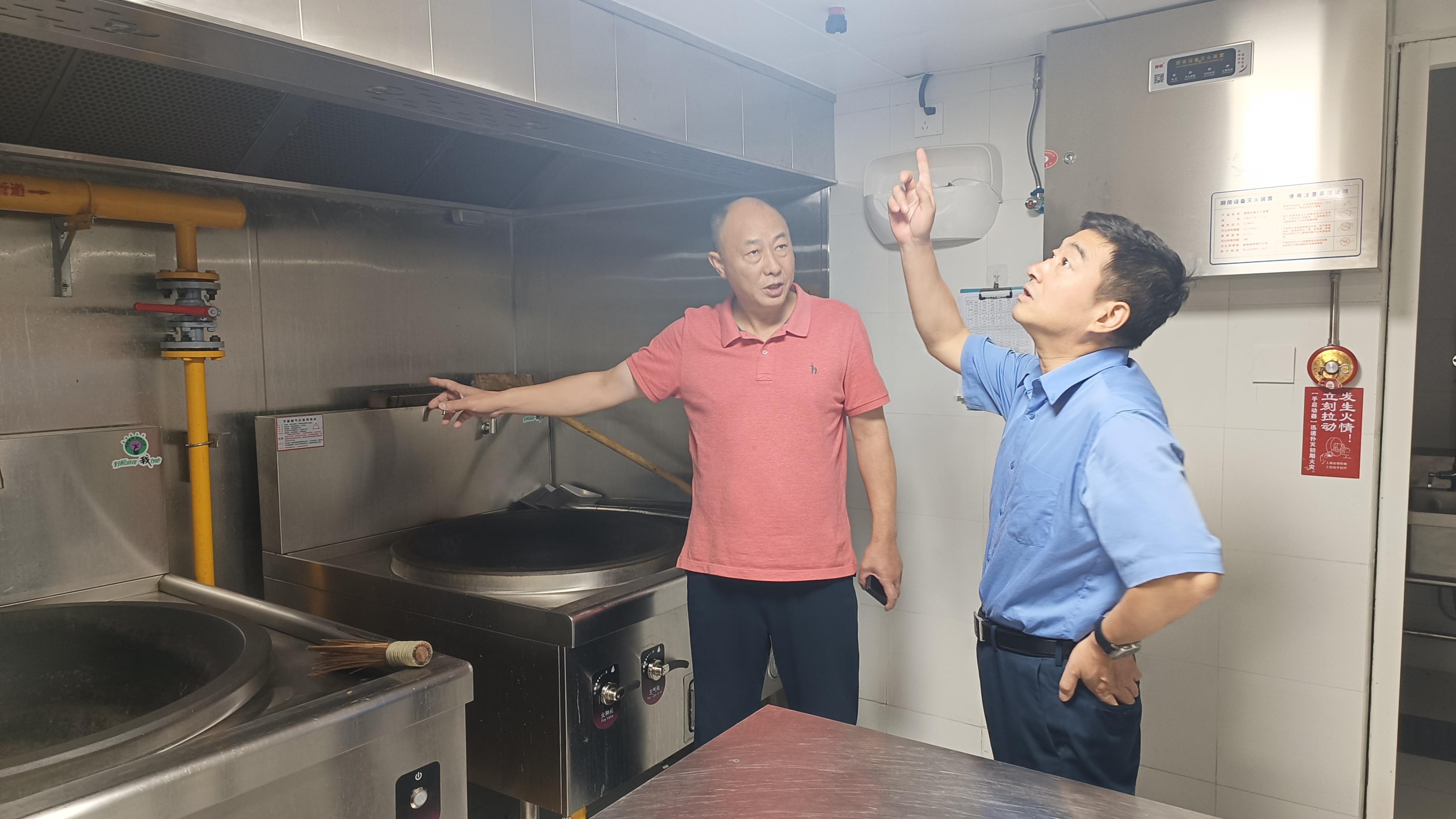 1697081985553621.jpg 1697081985553621.jpg